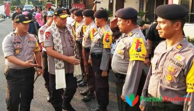 Keliling Madura Kapolda Jatim Kunjungi Pondok Pesantren Kumparan