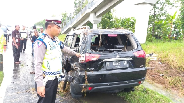 Kecelakaan Pajero Di Tol Cipali Mobil Ringsek Hantam Pembatas Jalan