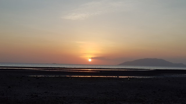 Wisata Pantai Yang Memukau Di Dompu Ntb Kumparan