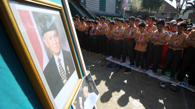 Foto Doa Indonesia Untuk Almarhum Bj Habibie Kumparan