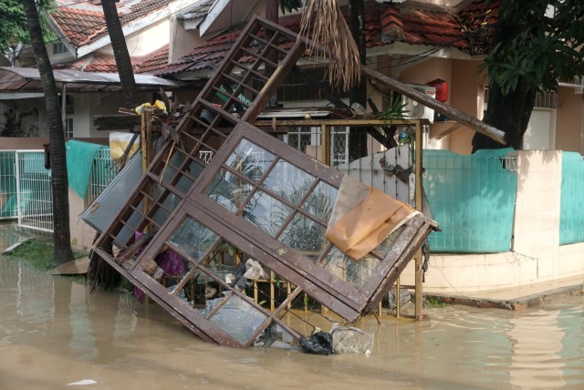 Foto Banjir Di Pondok Mitra Lestari Bekasi Berangsur Surut Kumparan