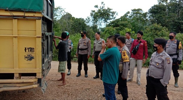 Polisi Amankan Truk Dan Sopir Pengangkut Minyak Mentah Ilegal Di Jambi