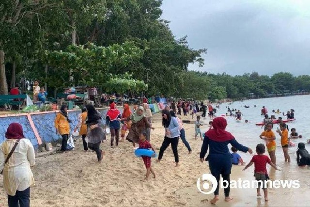 Wisata Pantai Di Karimun Diprediksi Bakal Ramai Saat Libur Nataru