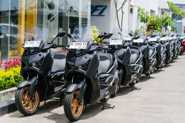 Test Ride Yamaha Xmax Connected Konsumsi Bbm Tembus Km Liter