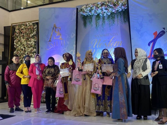 Srikandi Ganjar Kaltim Asah Kemampuan Perempuan Lewat Lomba Fashion