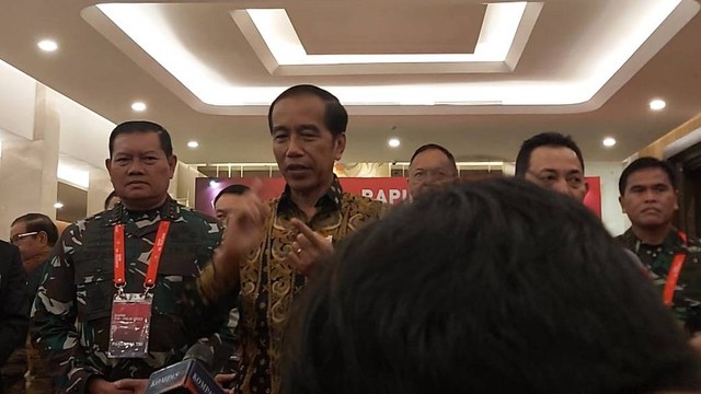 Rapim Tni Polri Jokowi Beri Arahan Soal Tahun Politik Hingga Kebakaran