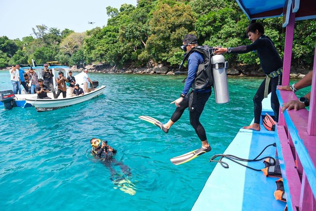 Snorkeling Di Desa Wisata Iboih Sabang Aceh Sandiaga Sangat Amazing