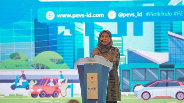 Pln Periklindo Gelar Pameran Pevs Dorong Ekosistem Kendaraan