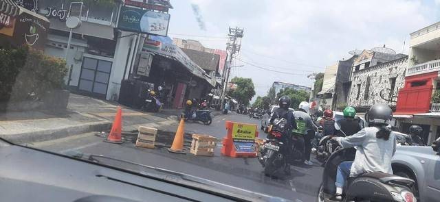 Pemkot Jogja Sebut Sumber Limbah Minyak Di Tugu Jogja Ada Dari Pelaku