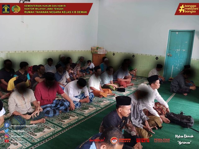 Kepala Rutan Demak Sholat Jum At Sebagai Langkah Meningkatkan Kualitas