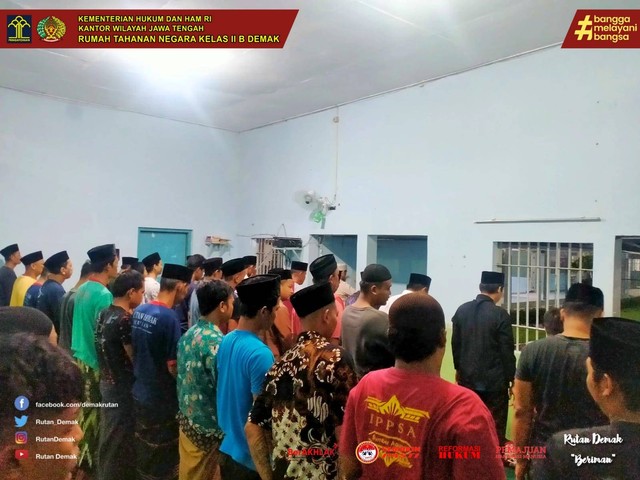 Rutan Demak Sambut Bulan Suci Dengan Sholat Tarawih Dan Tadarus Al Qur