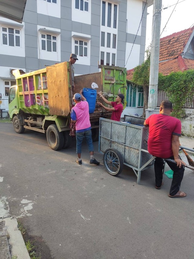 Kerjasama Antara Lapas Dan DLH Dalam Pengelolaan Sampah Kumparan