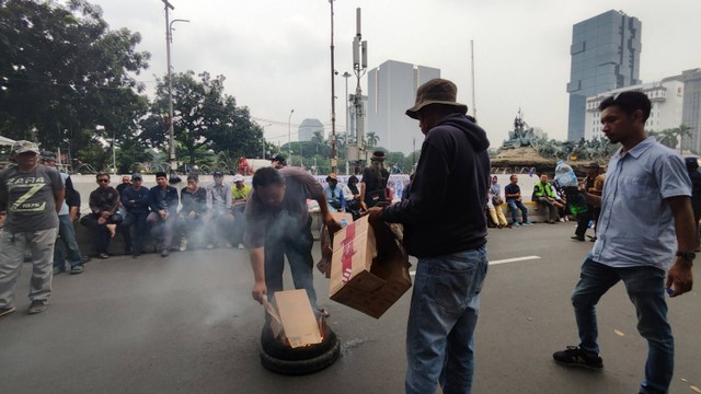 Ada Demo Tolak Pemilu Curang Jalan Medan Merdeka Barat Arah Istana