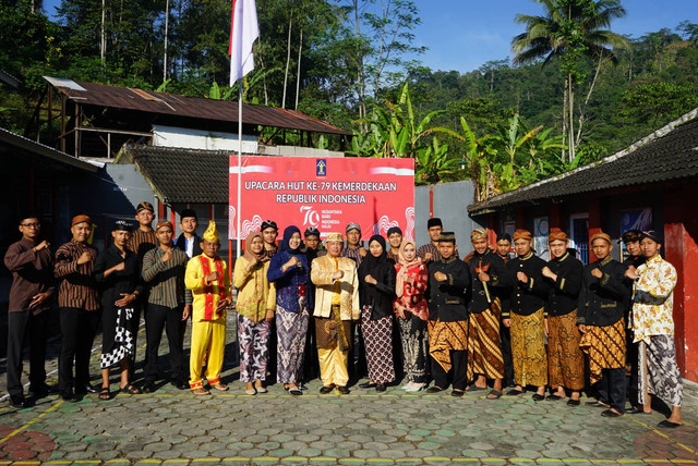 Suasana Khidmat Iringi Upacara Peringatan Hut Ke Ri Di Lapasda