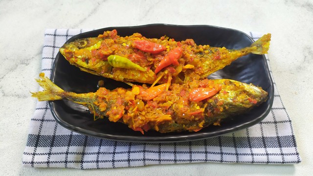 Resep Pesmol Ikan Nila Khas Sunda Kumparan