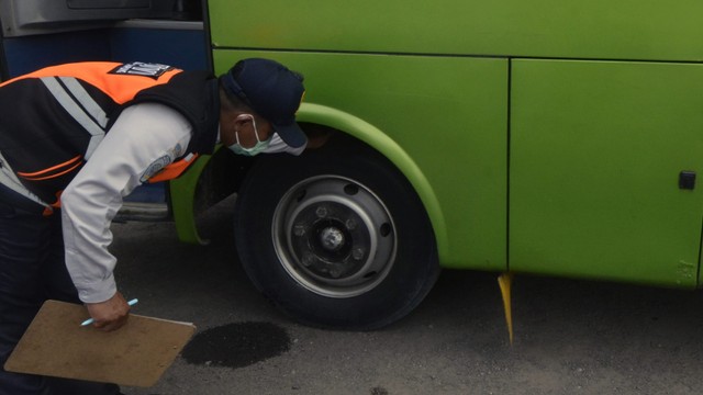 Klakson Telolet Picu Kecelakaan Bus Dan Truk Kumparan