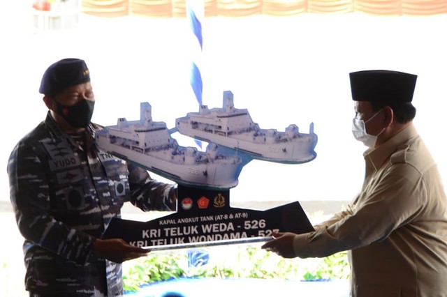 Spesifikasi 2 Kapal Perang Baru TNI AL KRI Teluk Weda Dan Teluk