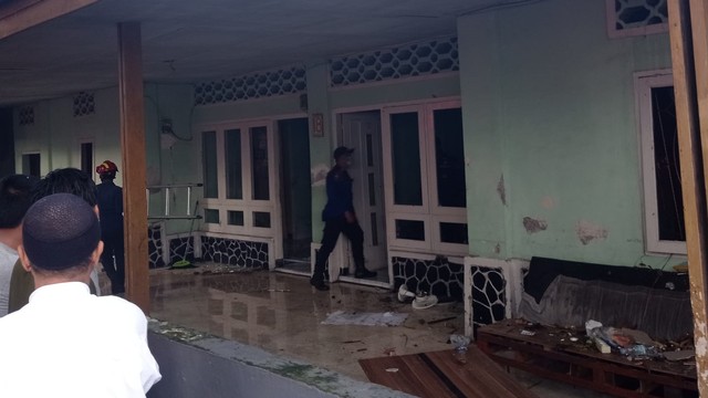 Dua Asrama Mahasiswa Di Makassar Dibakar OTK Satu Orang Terluka