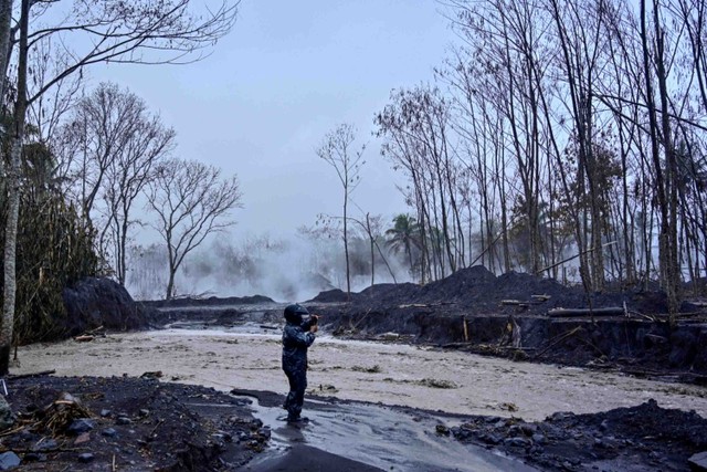 Update Korban Erupsi Gunung Semeru 51 Meninggal 10 395 Mengungsi