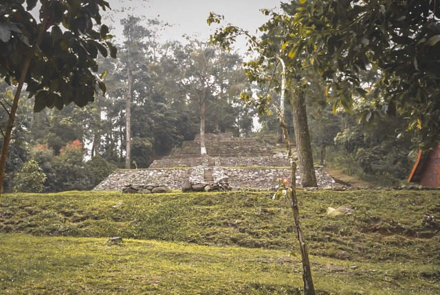 Gunung Lawu Via Candi Cetho Dari Cerita Mistis Hingga Peninggalan