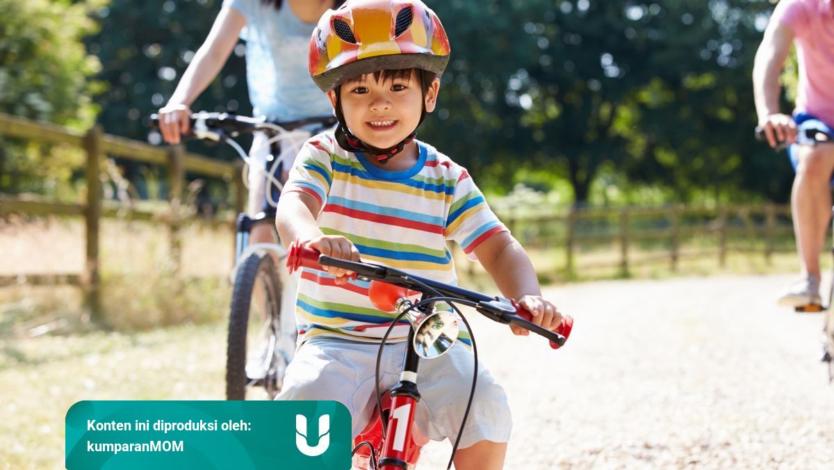 Tips Ajarkan Anak Naik Sepeda Roda Dua Kumparan Com