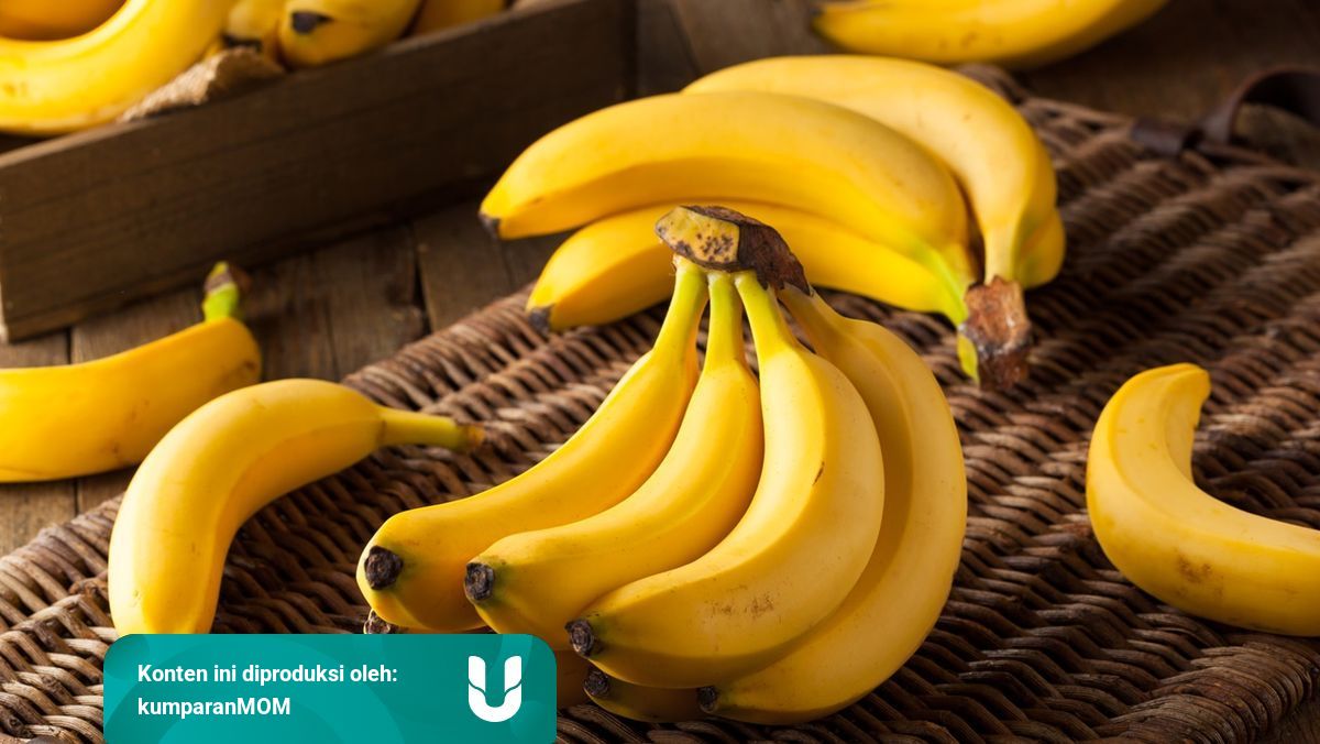 Bayi 4 Bulan Makan Pisang Kerok Amankah Bagi Pencernaannya Kumparan 