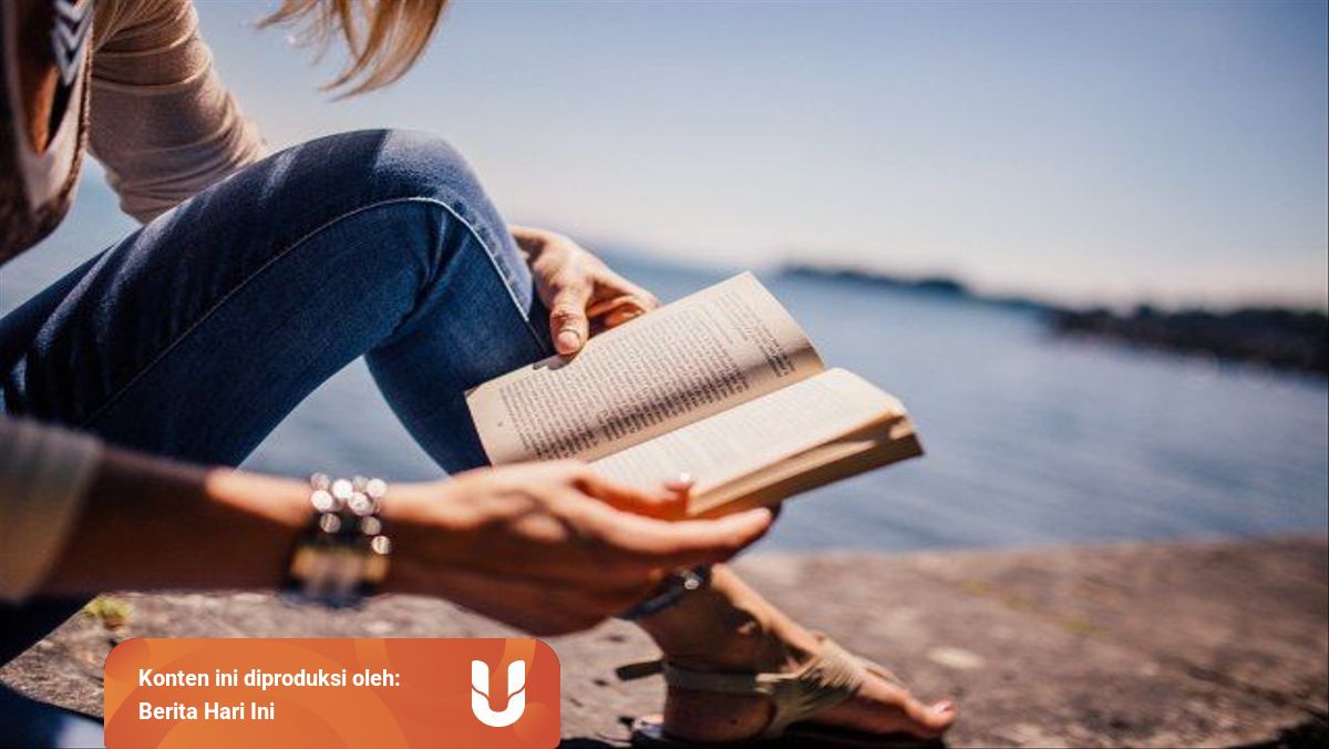 Contoh Buku Fiksi Dan Perbedaannya Dengan Non Fiksi Kumparan Com Contoh Buku Fiksi Dan Perbedaannya Dengan Non Fiksi Kumparan Com