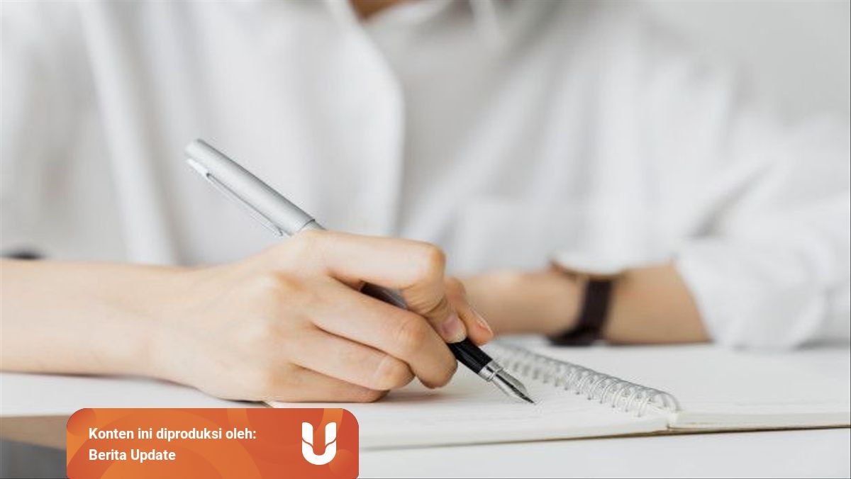 Struktur Teks Biografi Ada 3 Perhatikan Saat Menulis Biografi Kumparan Com