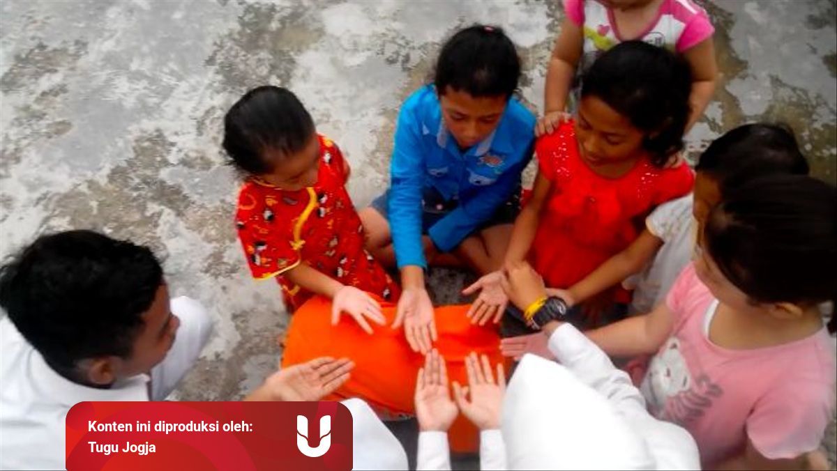 Makna Filosofis Di Balik Permainan Tradisional Cublak Cublak Suweng Kumparan Com