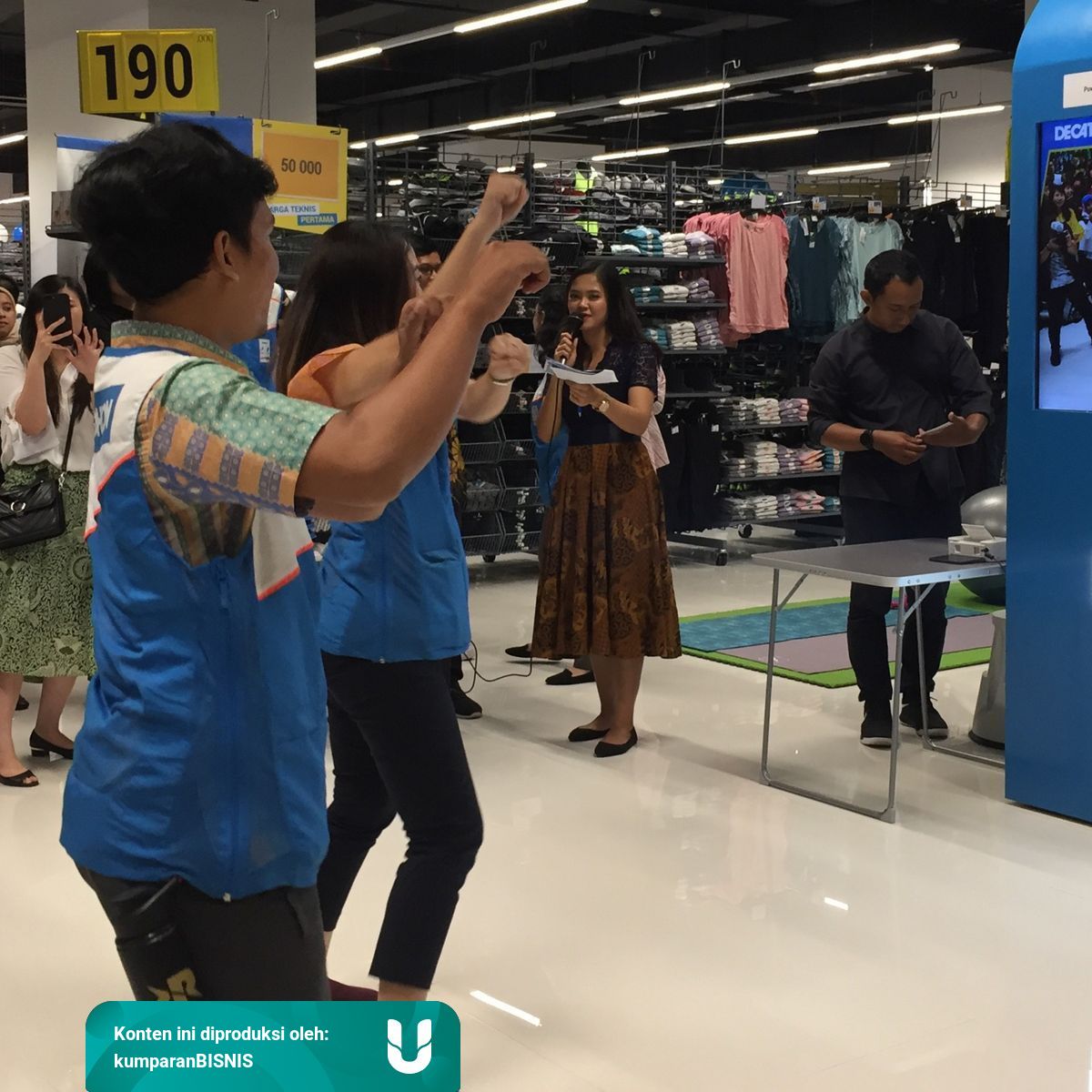 decathlon akan buka 100 gerai di indonesia kumparan com