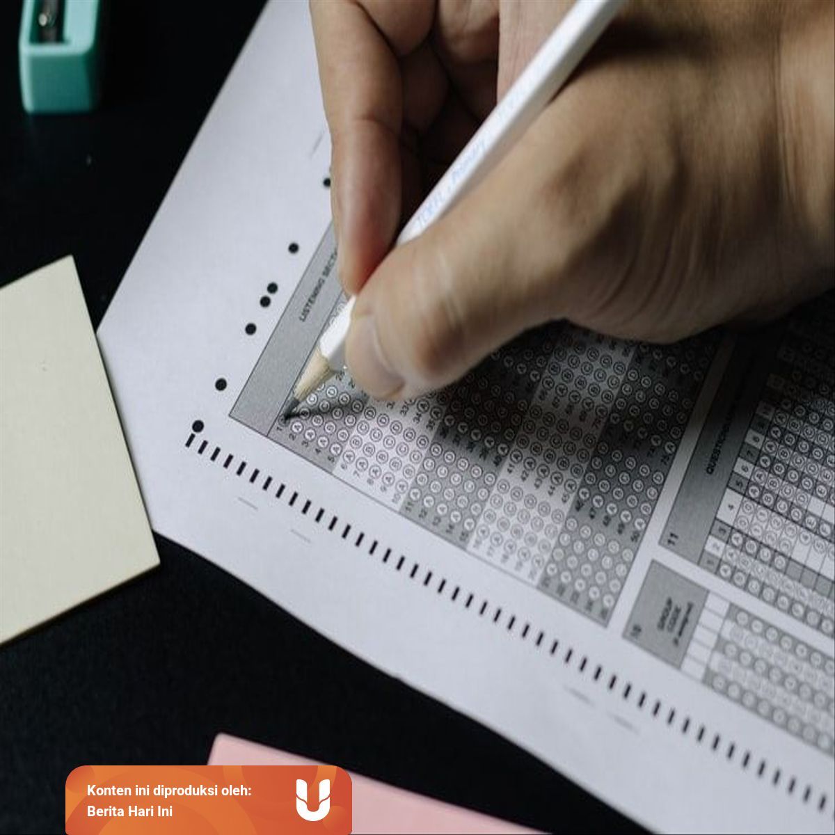 Contoh Perilaku Jujur Di Lingkungan Rumah Sekolah Dan Masyarakat Kumparan Com