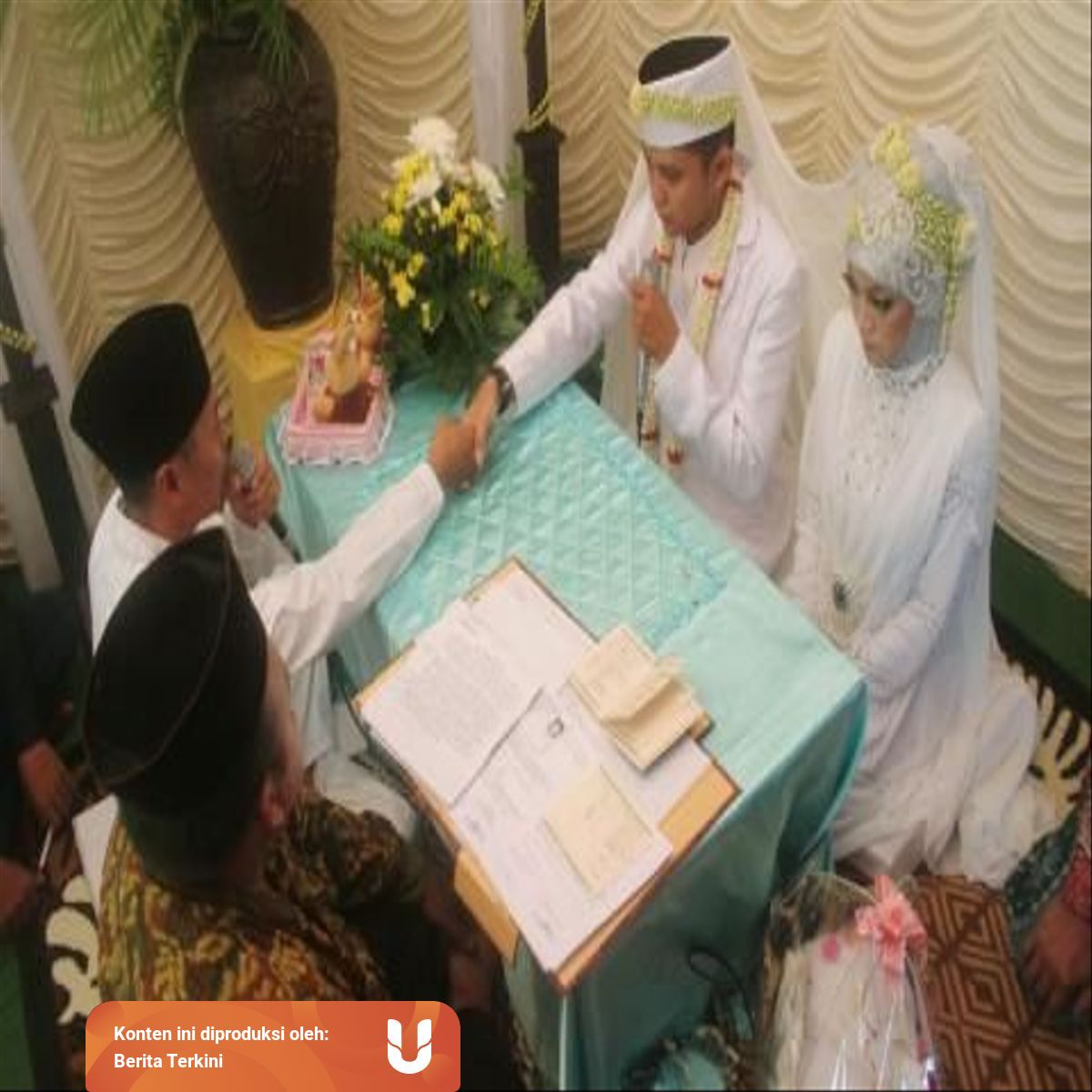 Cara Mengucapkan Ijab Kabul Dalam Bahasa Arab Dan Indonesia Kumparan 