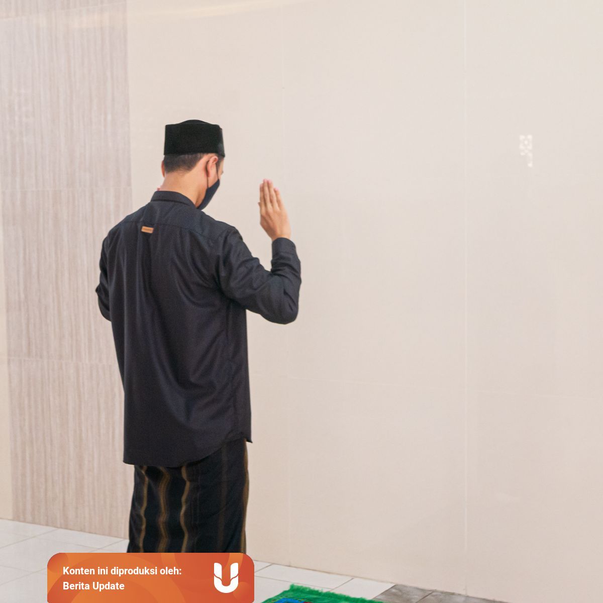 Tata Cara Shalat Tarawih Dan Witir Di Rumah Selama Masa Pandemi Kumparan Com