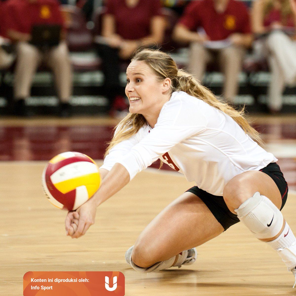 Perkenaan Bola Pada Passing Bawah Yang Benar Dalam Voli Kumparan Com