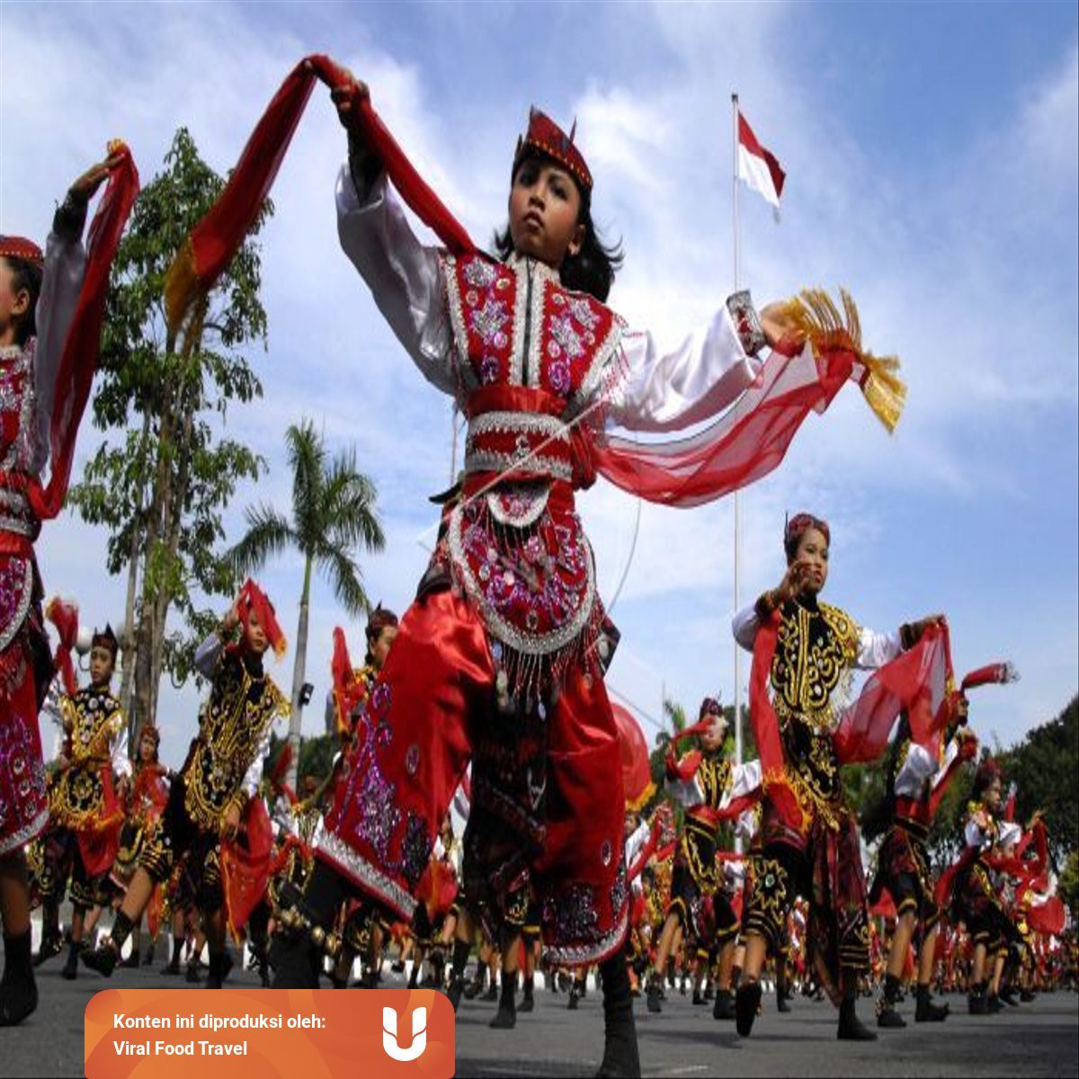 Properti Tari Remo Yang Hadir Dalam Gaya Busananya Kumparan Com