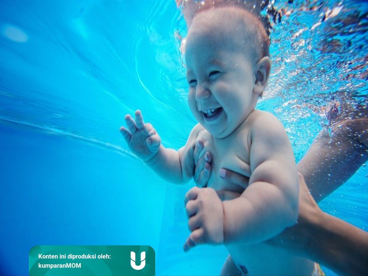 3 Rekomendasi Kelas Bayi Berenang Di Jakarta Kumparan Com