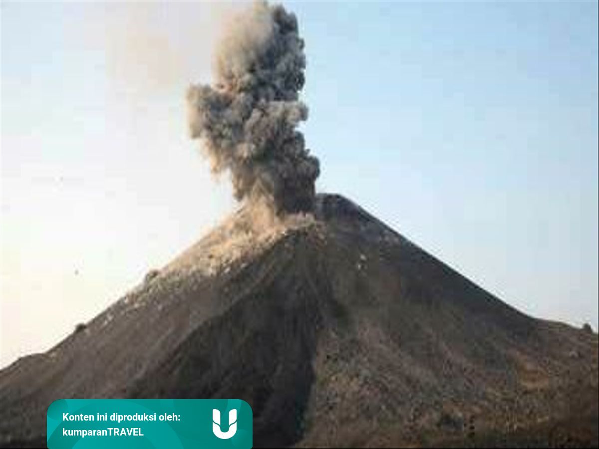 Gunung anak krakatau yang berada di selat sunda terletak di provinsi