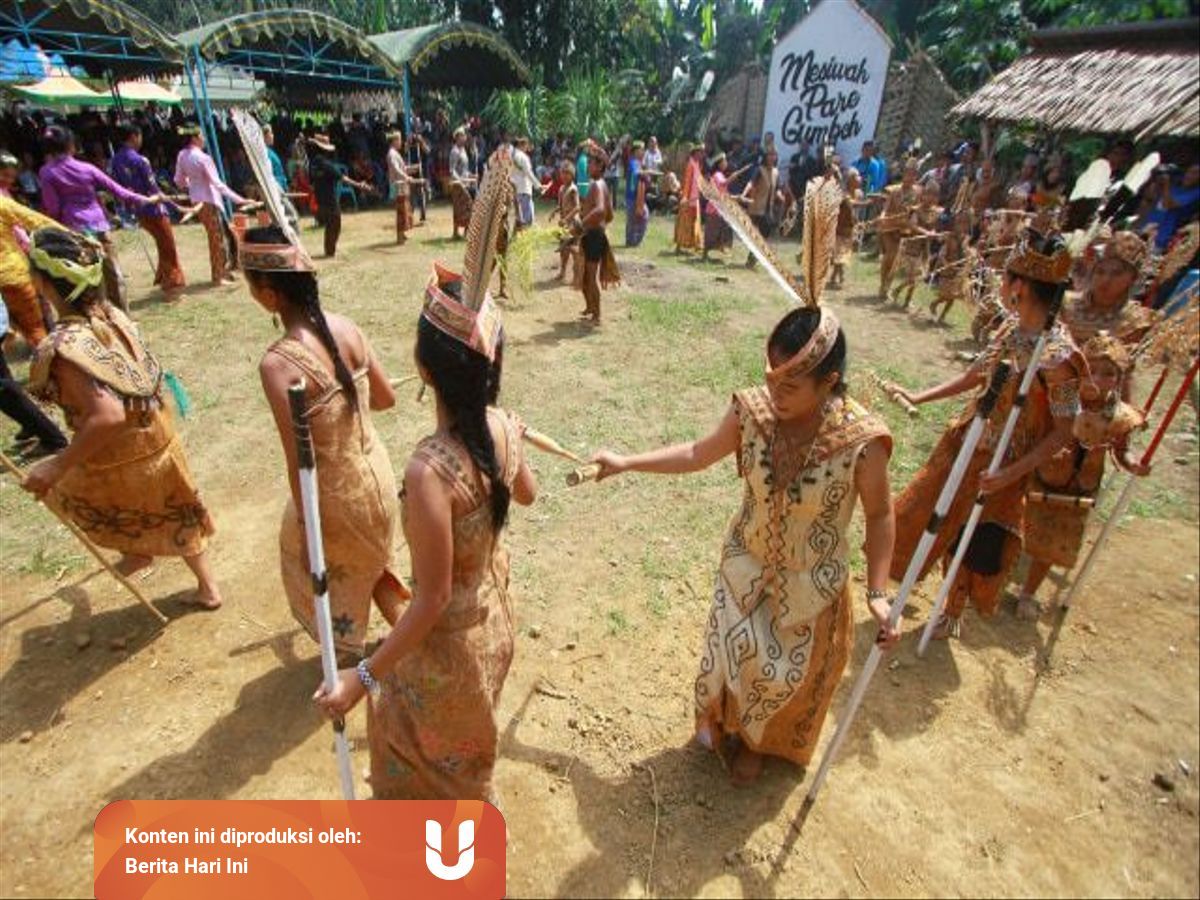 Daftar Suku Bangsa Yang Ada Di Indonesia Kumparan Com