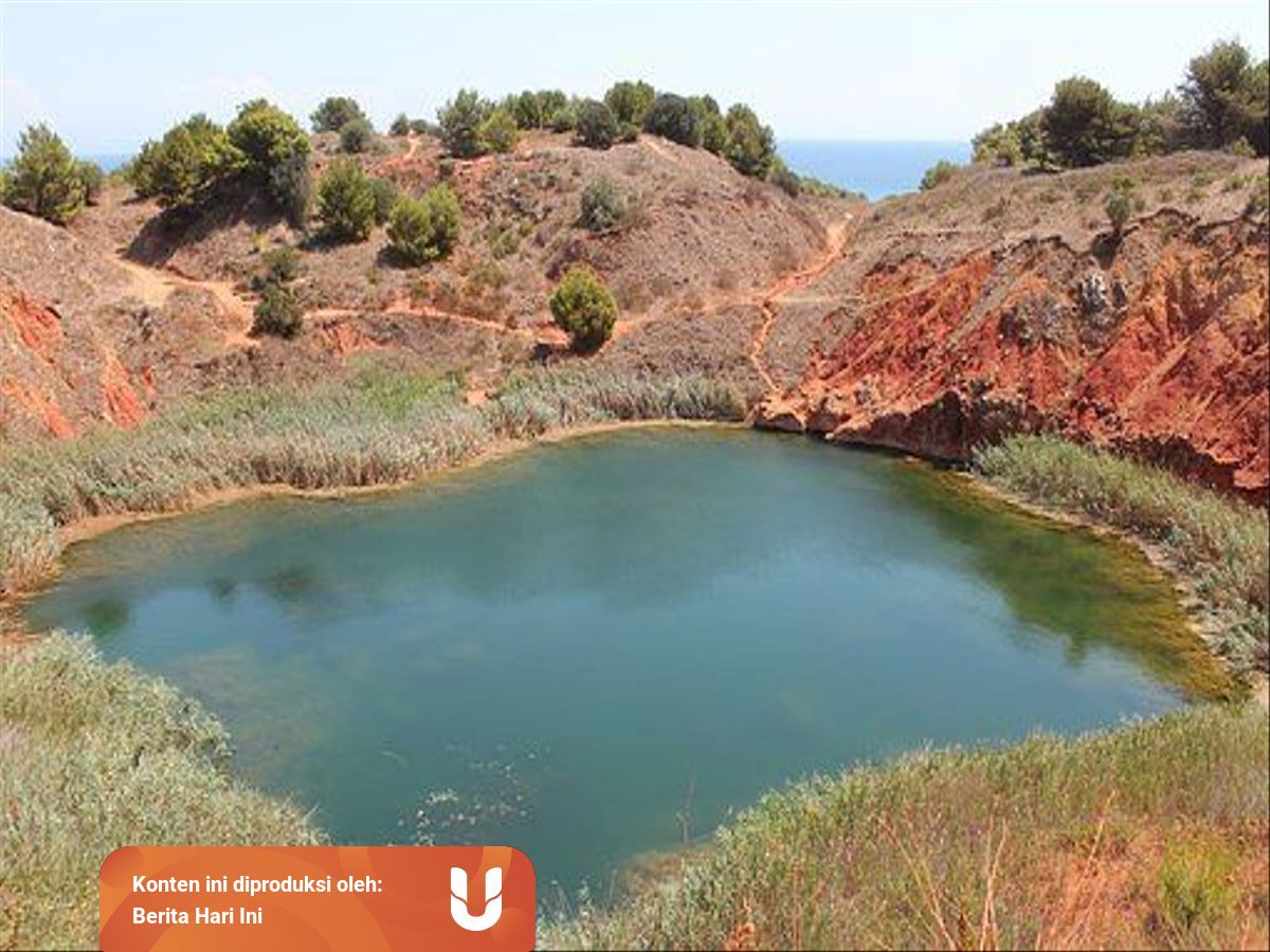 Karakteristik Dan Manfaat Bauksit Dalam Kehidupan Sehari Hari Kumparan Com