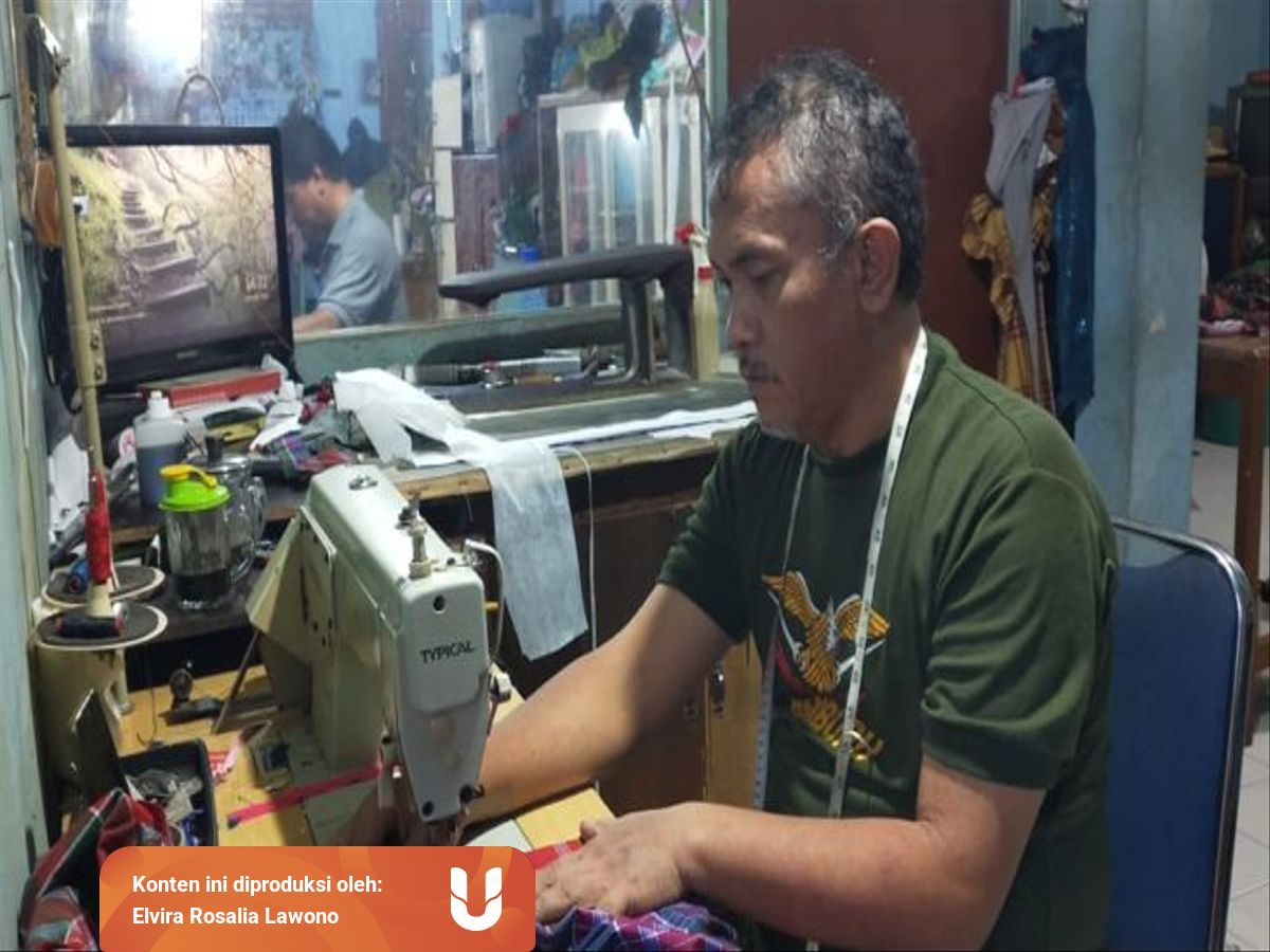 Penjahit Yang Berjuang Untuk Membiayai Anaknya Di Masa Pandemi Kumparan Com