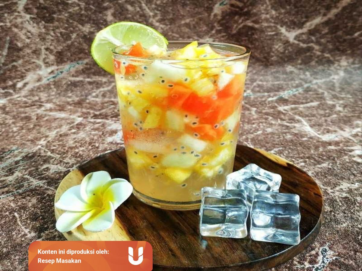 Minuman Es Buah Koktail Segar Dan Cocok Untuk Disantap Siang Hari Kumparan Com