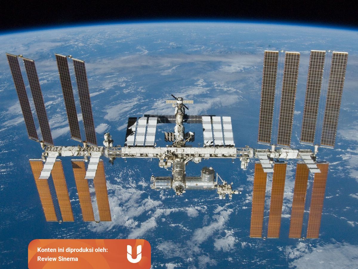 5 Film Luar Angkasa Yang Menarik Untuk Ditonton Kumparan Com