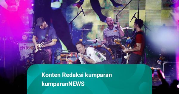 Demi Konser Coldplay, Ratusan Orang Nekat Terobos Pagar Venue GBK