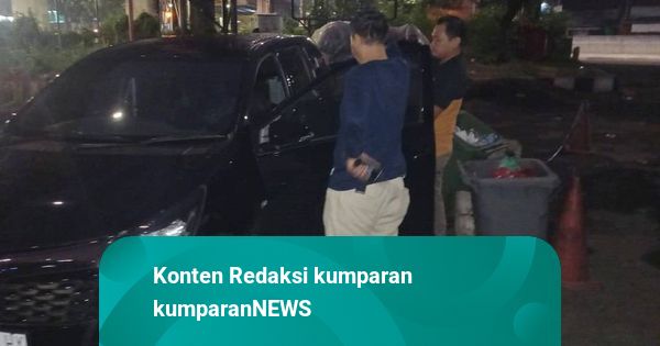 Seorang Pria Ditemukan Meninggal Dalam Mobil di SPBG Mampang, Diduga Sakit