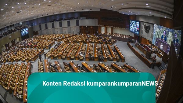 Paripurna Pengesahan RUU Papua Barat Daya: 20 Orang Hadir Fisik dan 140 Virtual
