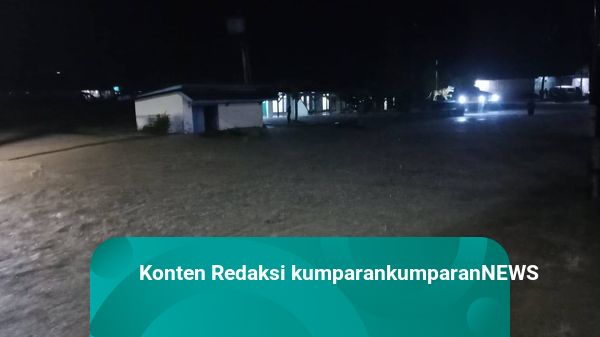 Air Sungai Meluap Akibat Hujan Deras, 2 Kecamatan di Cianjur Terendam Banjir