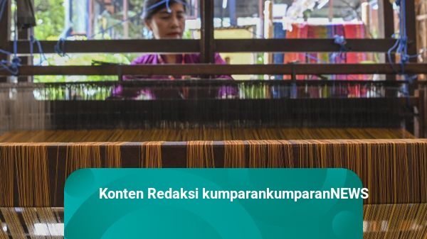 Foto: Kain Tenun Endek Khas Bali Jadi Suvenir KTT G20