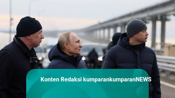 Kendarai Mercy, Putin Kunjungi Jembatan Krimea yang Dibom pada Oktober Lalu