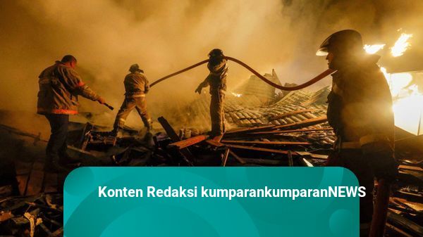 Foto: Rumah di Donetsk Hancur Dihujani Peluru