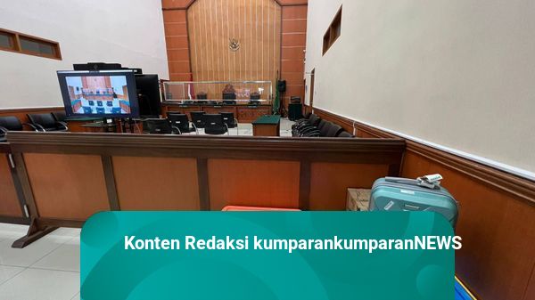 Febri Diansyah Pimpin 896 Korban Koperasi Indosurya Ajukan Gugatan ke PN Jakbar